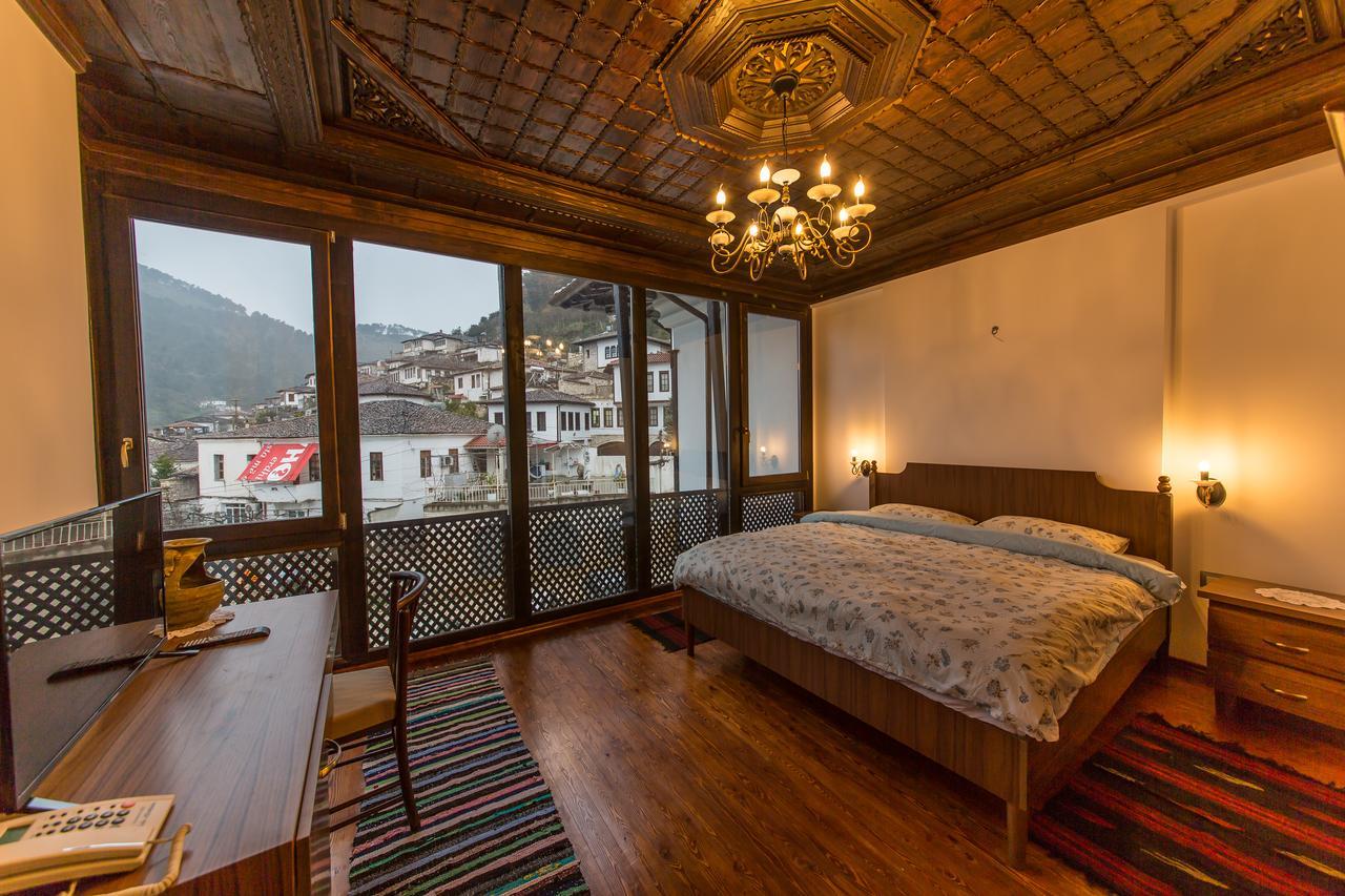 Onufri Hotell Berat